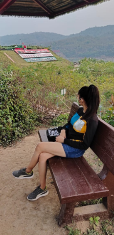 Women Black & Blue Colourblocked Sweatshirt - Image 4