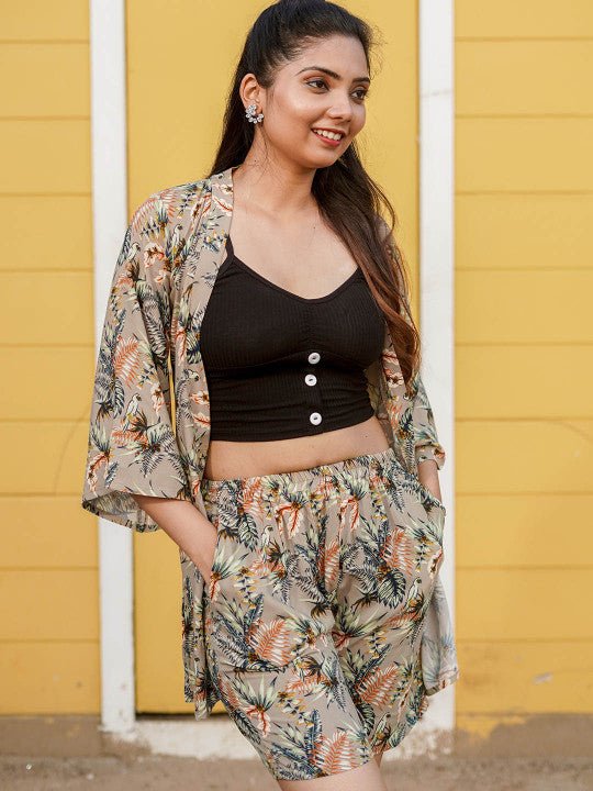 Tropical Printed Shrug With Shorts - Image 2