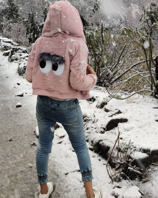 Women Pink Faux Fur Cropped Hooded Sweatshirt - Image 3