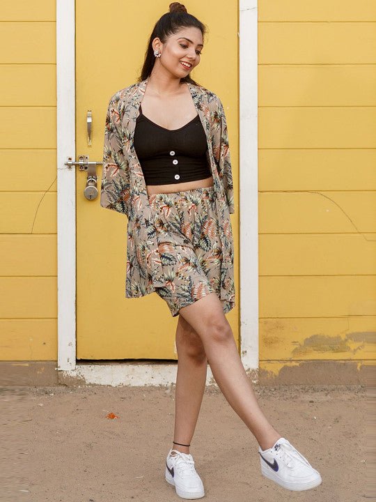 Tropical Printed Shrug With Shorts - Image 4
