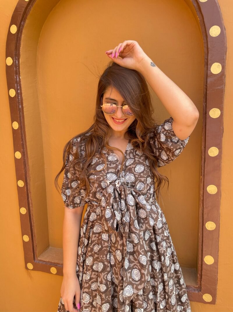 brown zue dress - Image 4