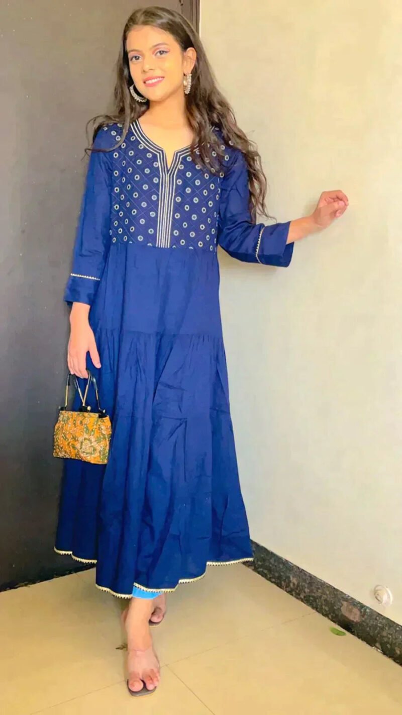 KesariyaVanity Embroidered Gown Suit - DEAL - Image 7