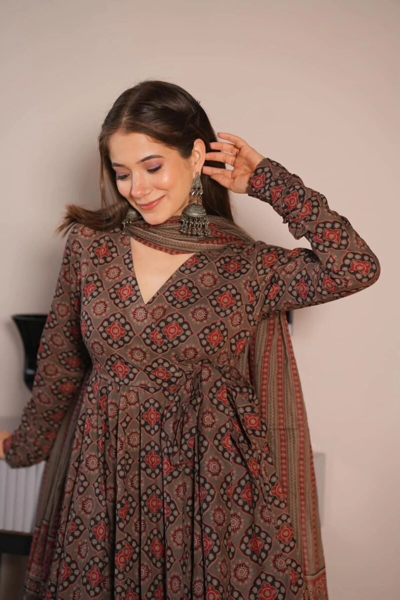 Brown ajrakh print cotton suit set - Image 6
