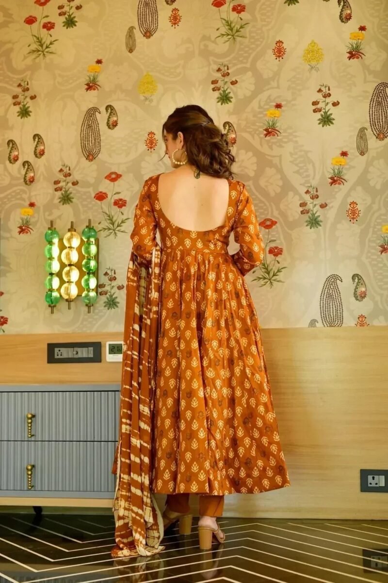 surajmukhi mustard suit set - Image 3
