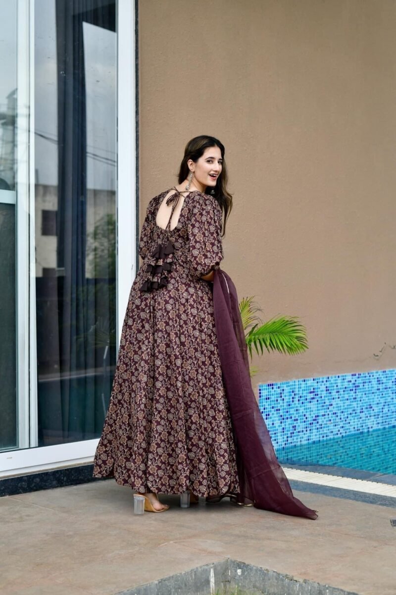 Anokhi brown maxi set - Image 3
